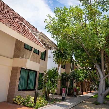 Hotel Tropicana Pattaja Kültér fotó