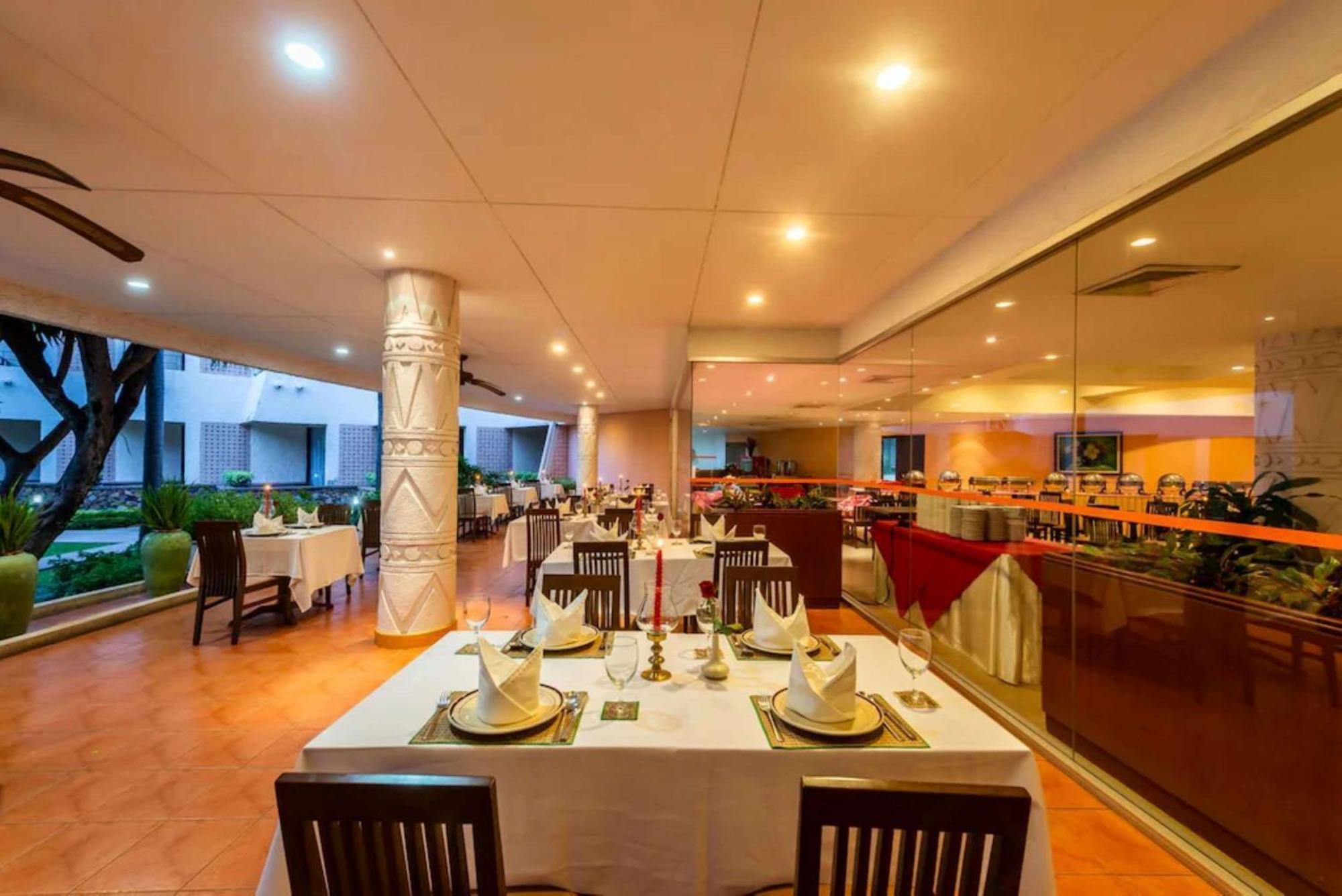 Hotel Tropicana Pattaja Kültér fotó
