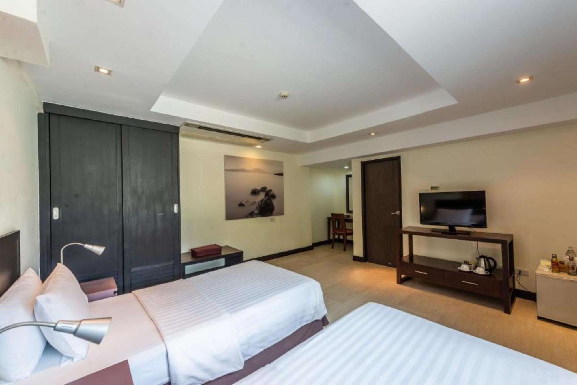 Hotel Tropicana Pattaja Kültér fotó