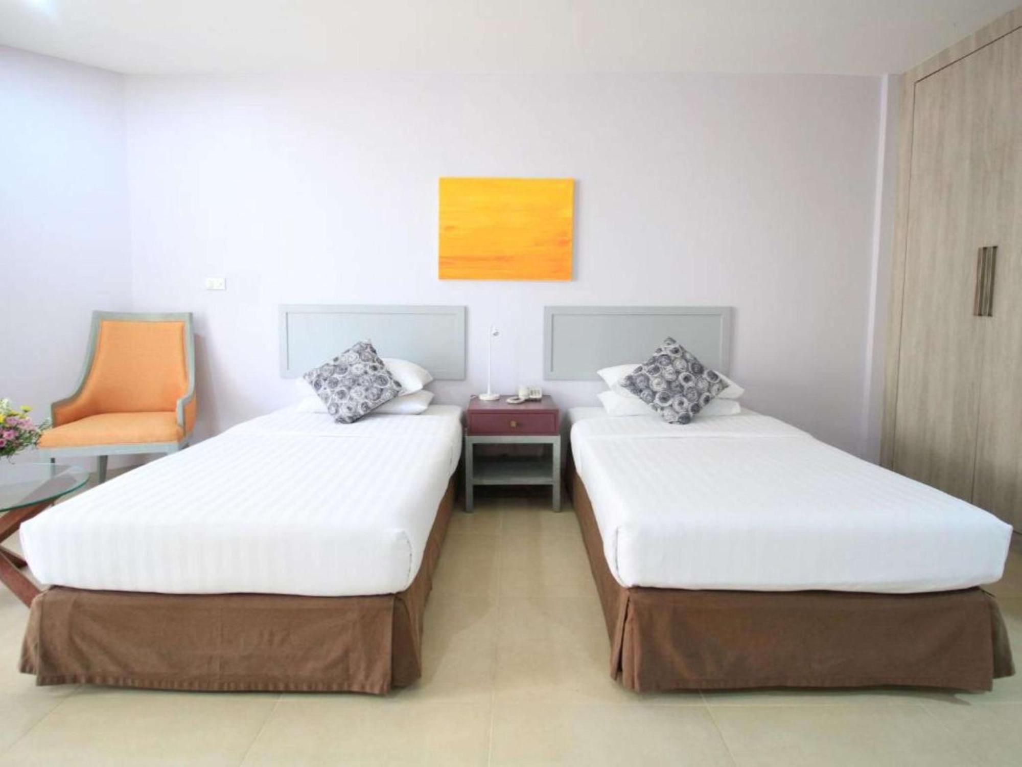 Hotel Tropicana Pattaja Kültér fotó