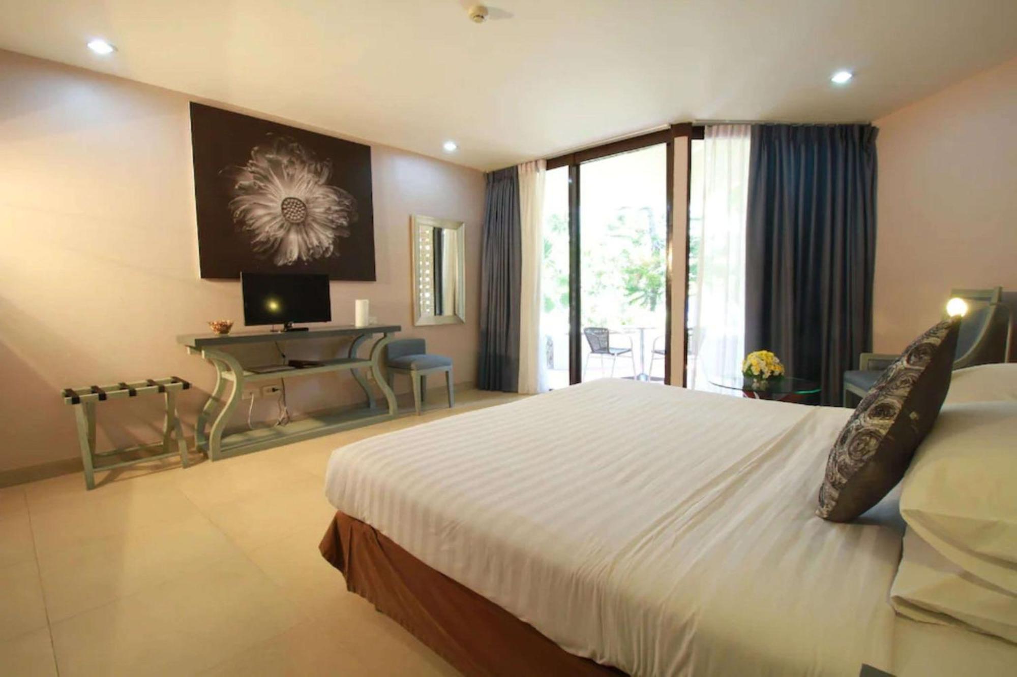 Hotel Tropicana Pattaja Kültér fotó